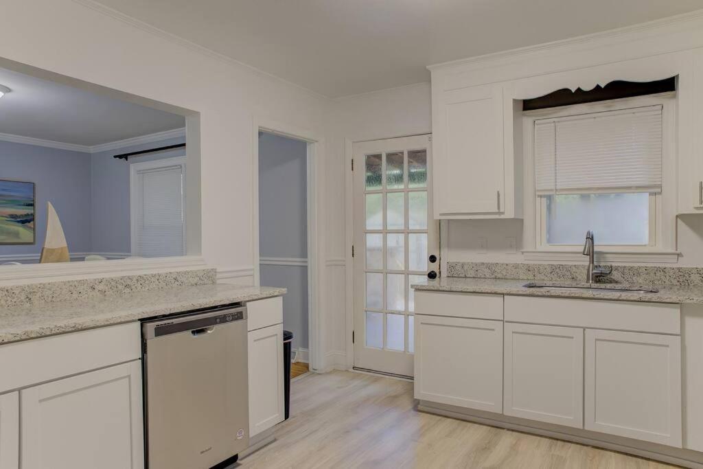 Charming Home Near Folly & Downtown Charleston Exterior foto